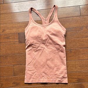 Ladies size 4 lululemon tank